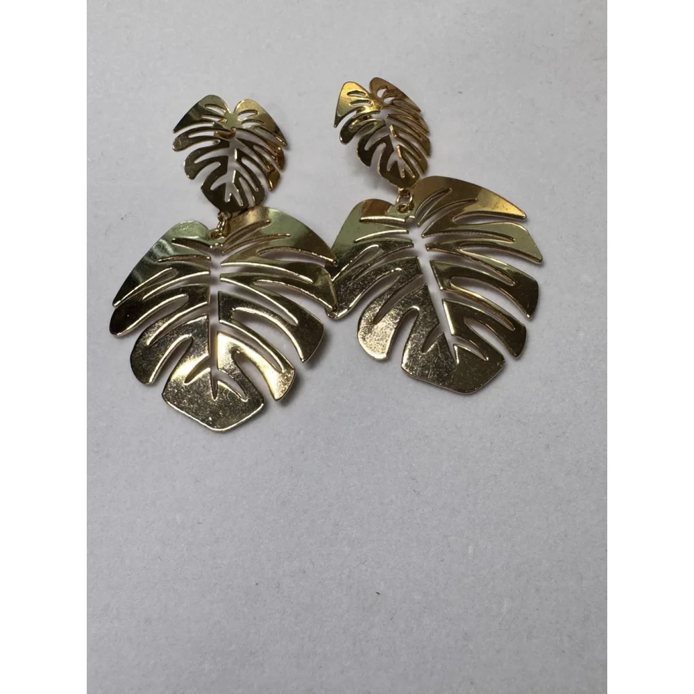Large Tropical Leaf Earrings Monsteara Deliciosa Gold Tone Cutwork Foliage 2.75